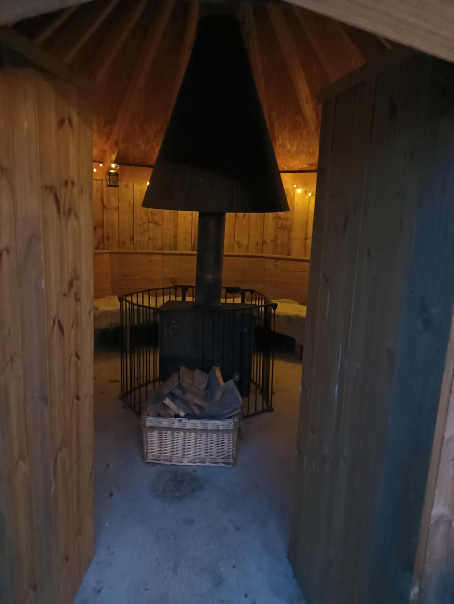 Lucker Mill Shepherds Huts Eksteriør bilde